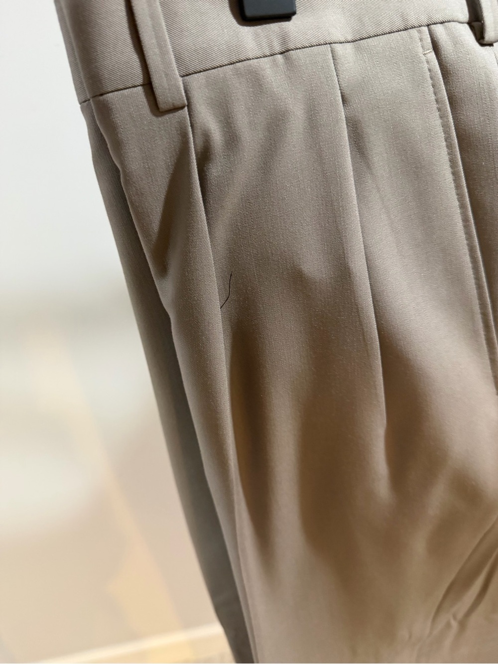 Hickey Freeman Light Taupe Pleated Dress Pants